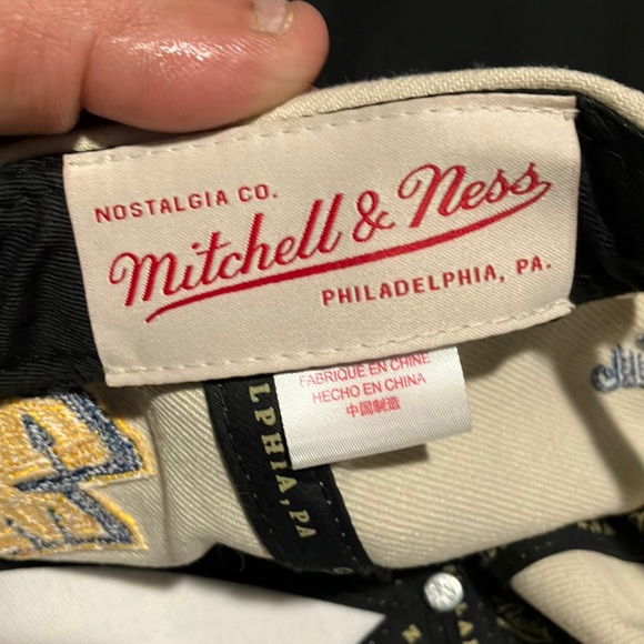 West Virginia Mountaineers Hat - Picture 4 of 5